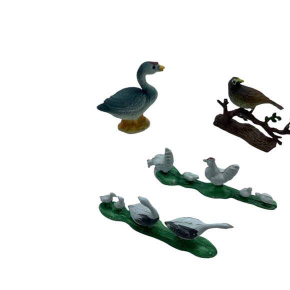 Vtg Miniature Farm Animal Figurine Set Lot of 7 Goat Chickens Goose Duck Cow - Picture 8 of 12